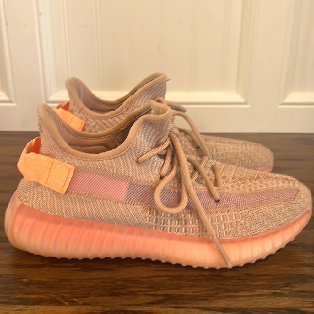 Adidas Yeezy Boost 350 sz 7.5 tan & orange